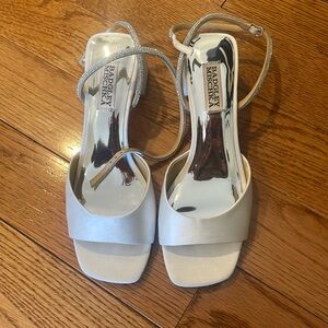 Badgley Mischka block heels